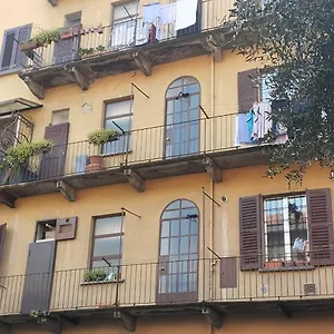 Appartamento Mirella's Sweet -navigli, Milano