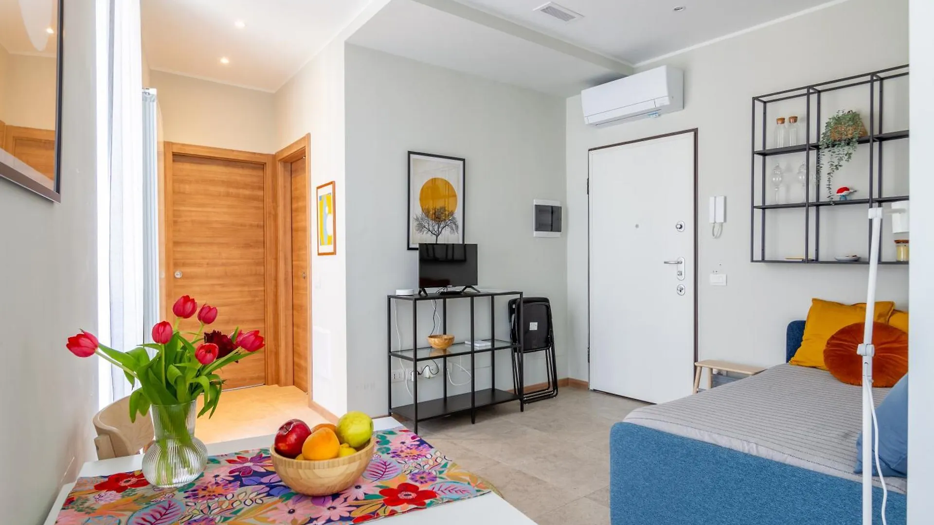 La Casa Di Tessa - Navigli Apartments Milan Italy