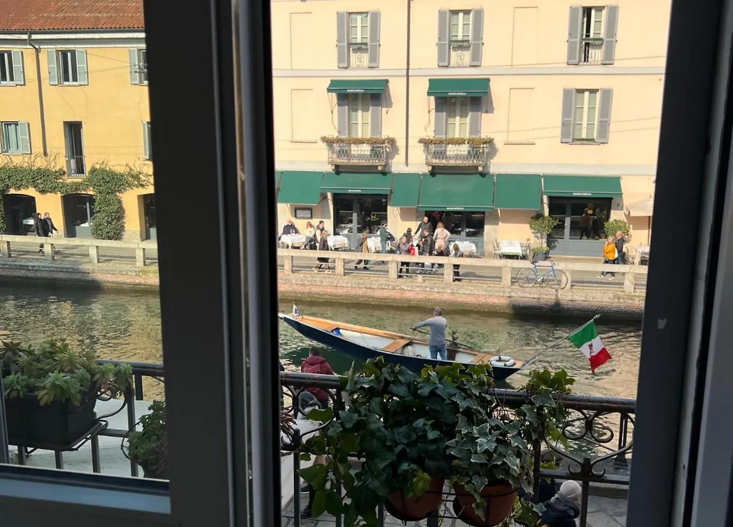 La Casa Di Tessa - Navigli Apartments Milan 0*,