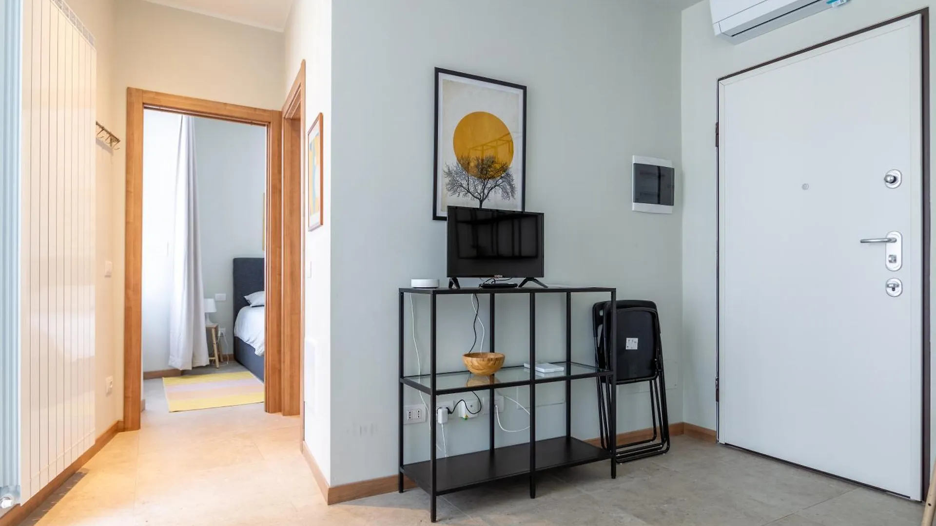 La Casa Di Tessa - Navigli Apartments Milan Italy